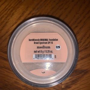 NEW Bare Minerals Medium Foundation